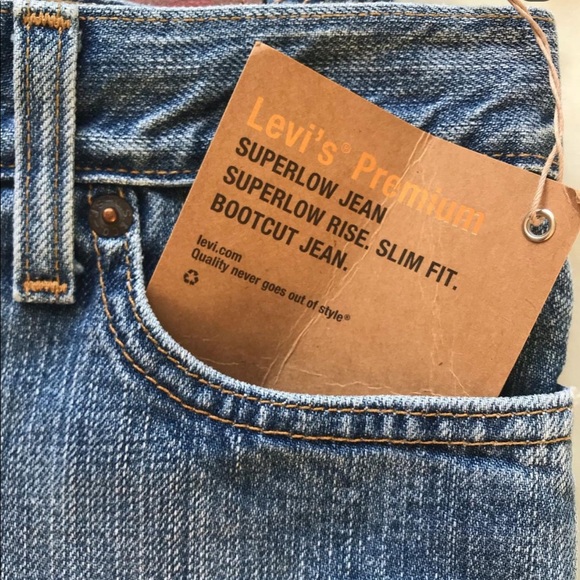 vintage light-medium wash levi’s - Picture 2 of 4